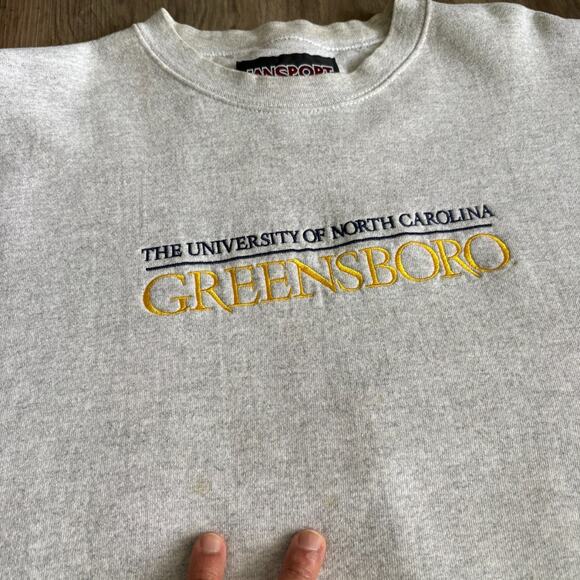 Vintage UNC Greensboro Sweatshirt Men's Size XXL Gray UNCG 1990s Worn Gray - Picture 4 of 10